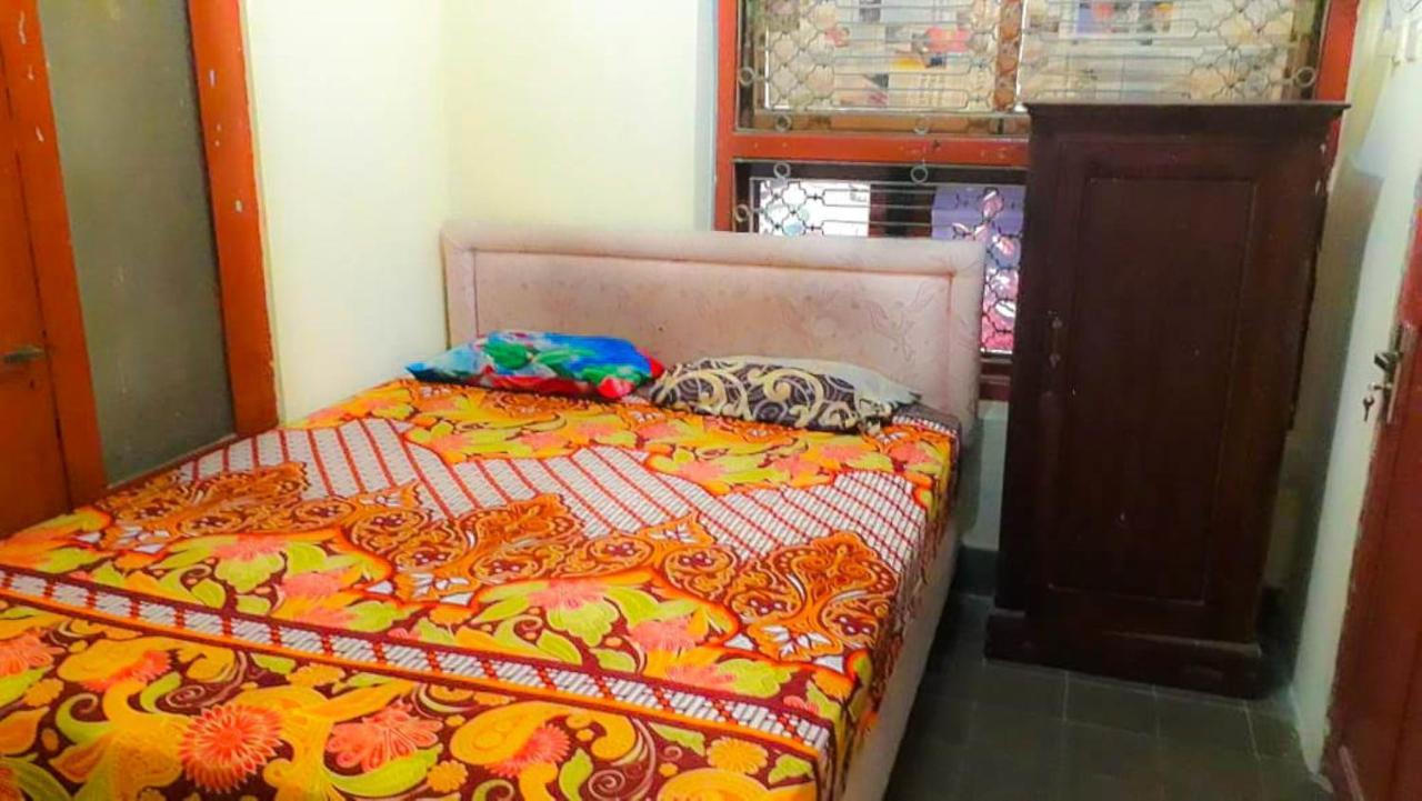 Guest house Losmen 2000 Tiga *